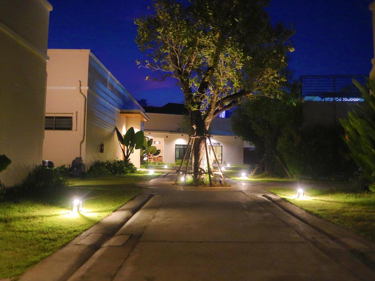 Toledo Pool Villa Nakhon Si Thammarat Exterior foto